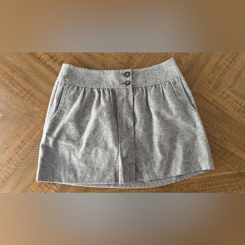 🩶 Wool Skirt with Button Detail & Side Pockets - size 6 - Picture 10 of 12